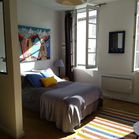 Le Studio De Line Rochefort  Luaran gambar